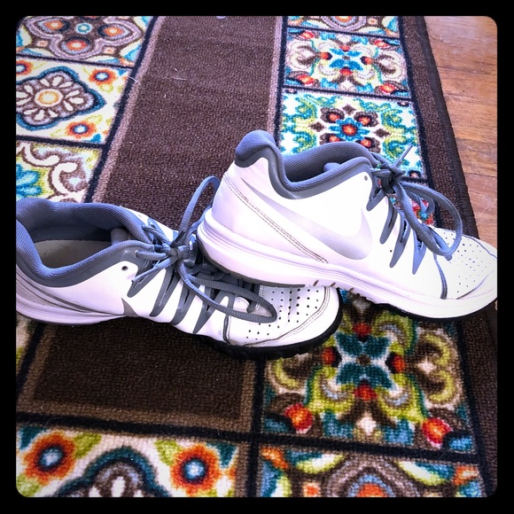 Nike - Picture 1 of 1